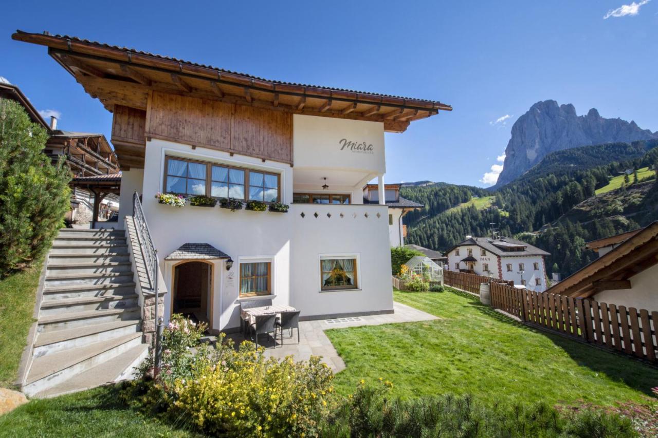 Apartments Miara Santa Cristina Val Gardena Bagian luar foto